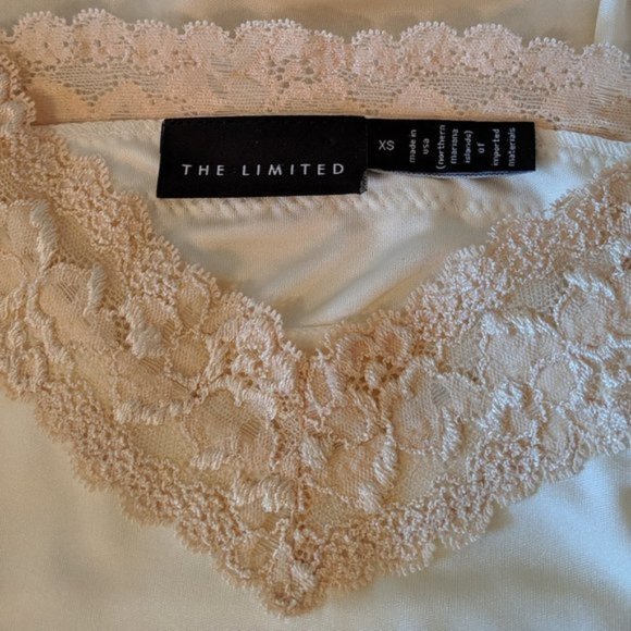 3/$20 / The Limited / Cream Lace Cami - Picture 3 of 4
